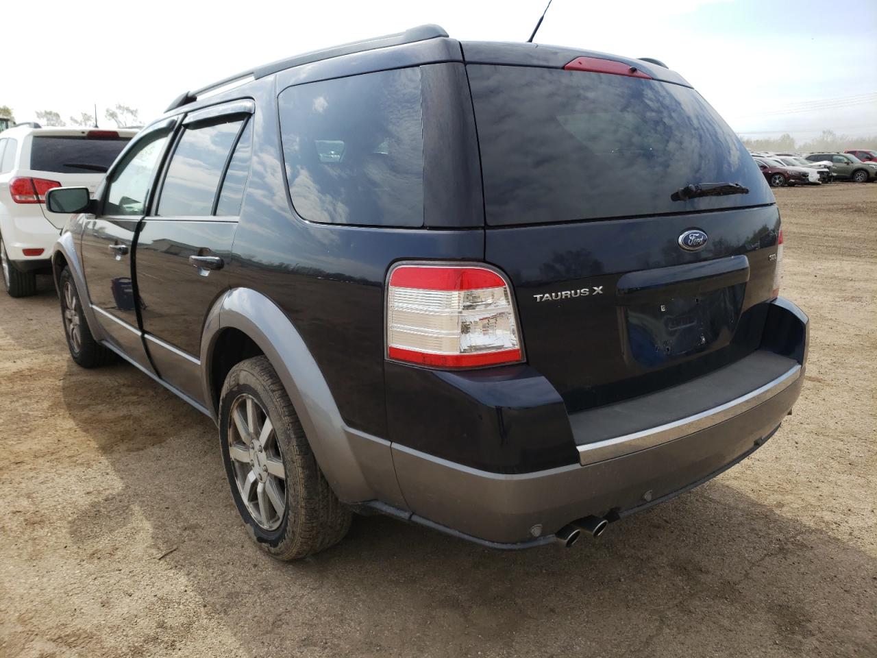 Photo 3 from auction – 2008 FORD TAURUS X S with VIN 1FMDK02W48GA45793