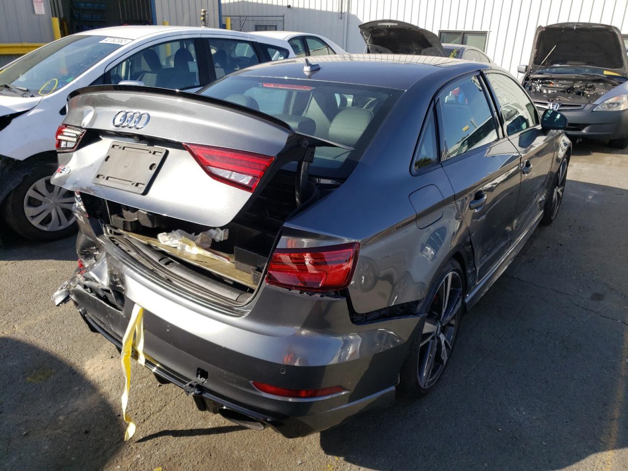 Photo 4 from auction – 2018 AUDI RS3 with VIN WUABWGFF7J1906138