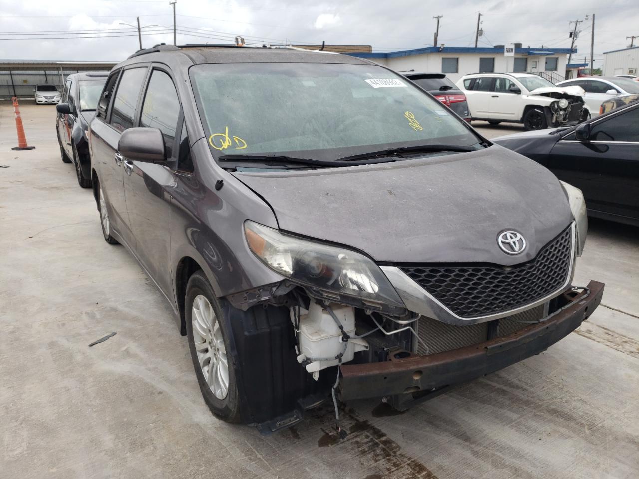 TOYOTA SIENNA SPO 2013 with VIN 5TDXK3DC2DS315898 - Photo from auction