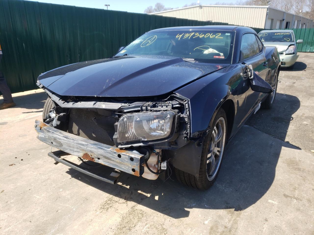 Photo 2 from auction – 2013 CHEVROLET CAMARO LS with VIN 2G1FA1E34D9122297