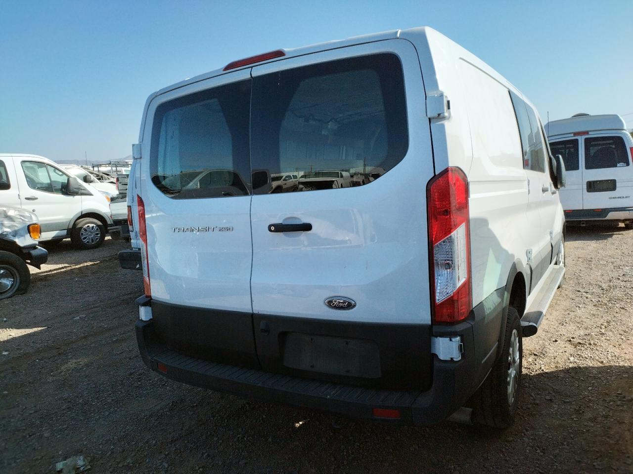 Photo 4 from auction – 2017 FORD TRANSIT T- with VIN 1FTBR1Y87LKA78086