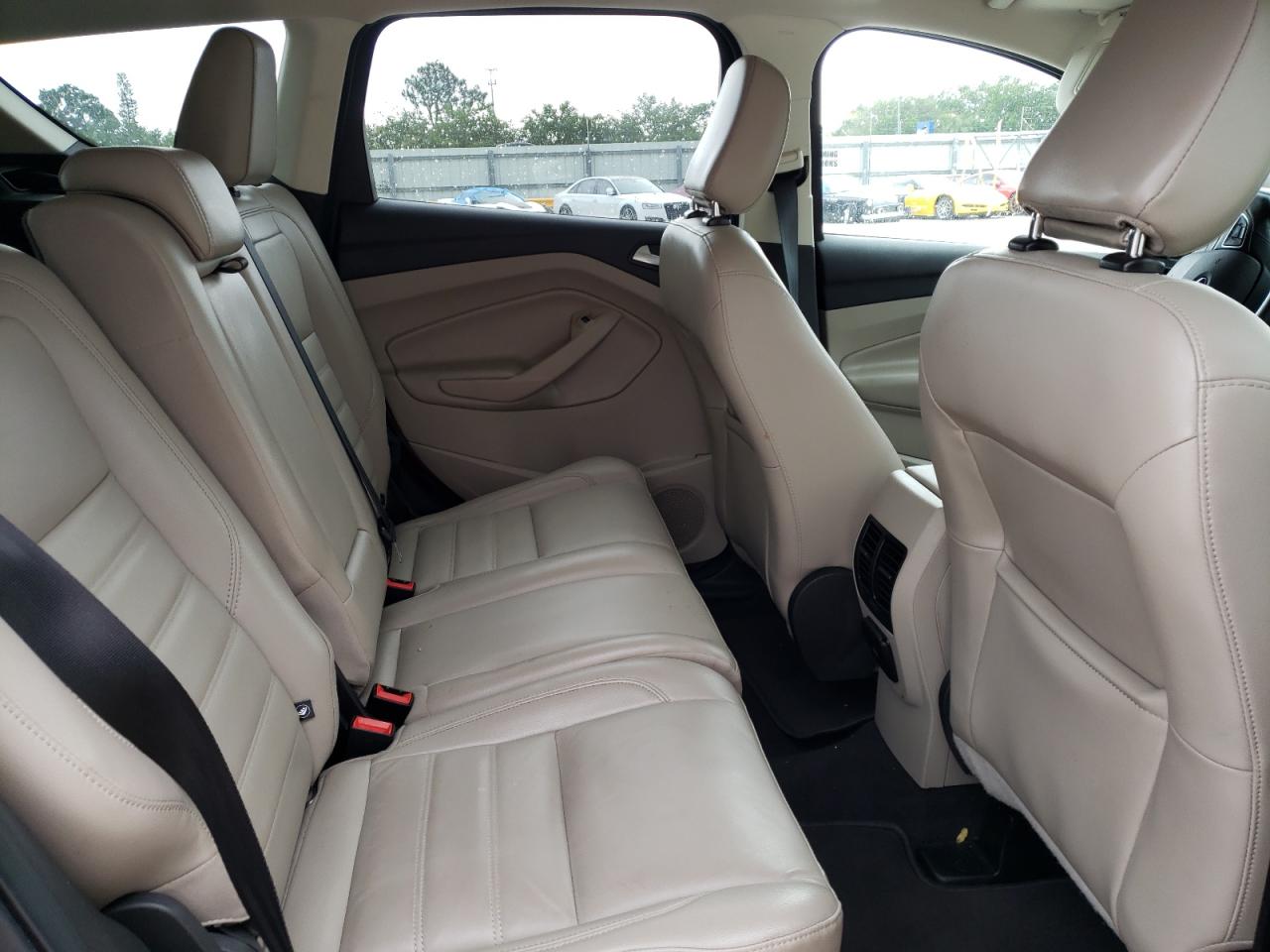 Photo 6 from auction – 2019 FORD ESCAPE TIT with VIN 1FMCU0J92KUA38786