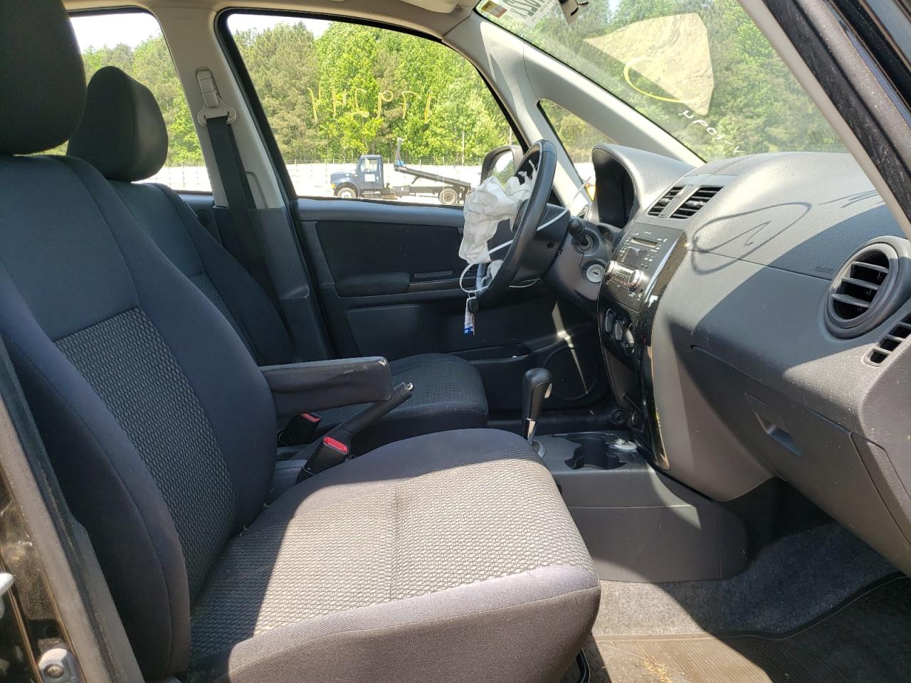 Photo 5 from auction – 2013 SUZUKI SX4 LE with VIN JS2YC5A30D6101094