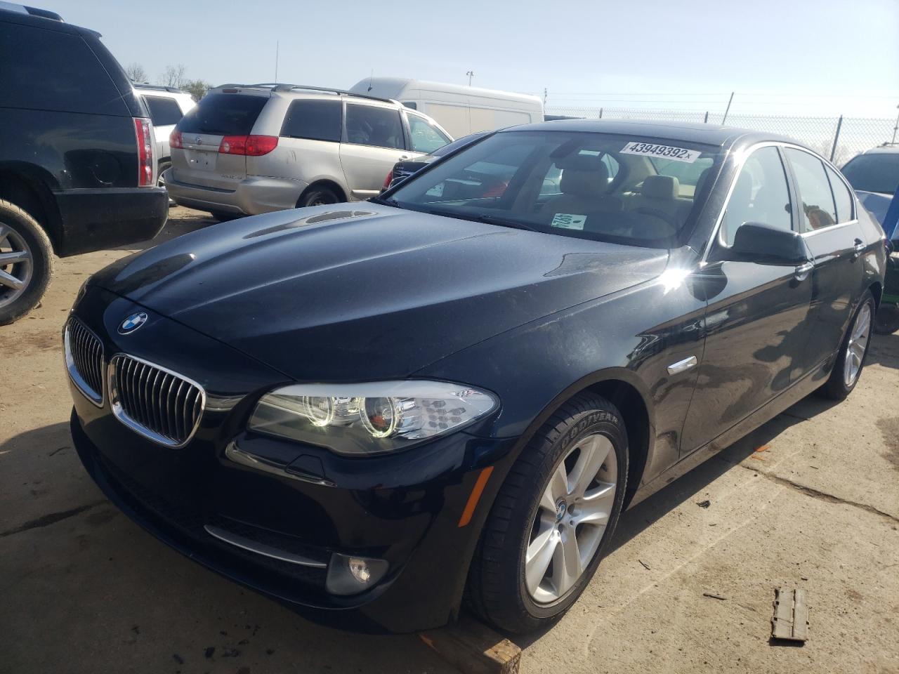 Photo 2 from auction – 2012 BMW 528 I with VIN WBAXG5C55CDW85413