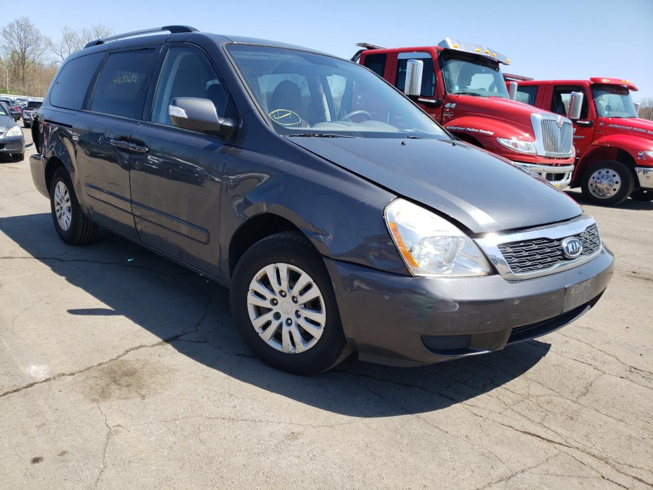 KIA SEDONA LX 2012 with VIN KNDMG4C77C6500221 - Photo from auction