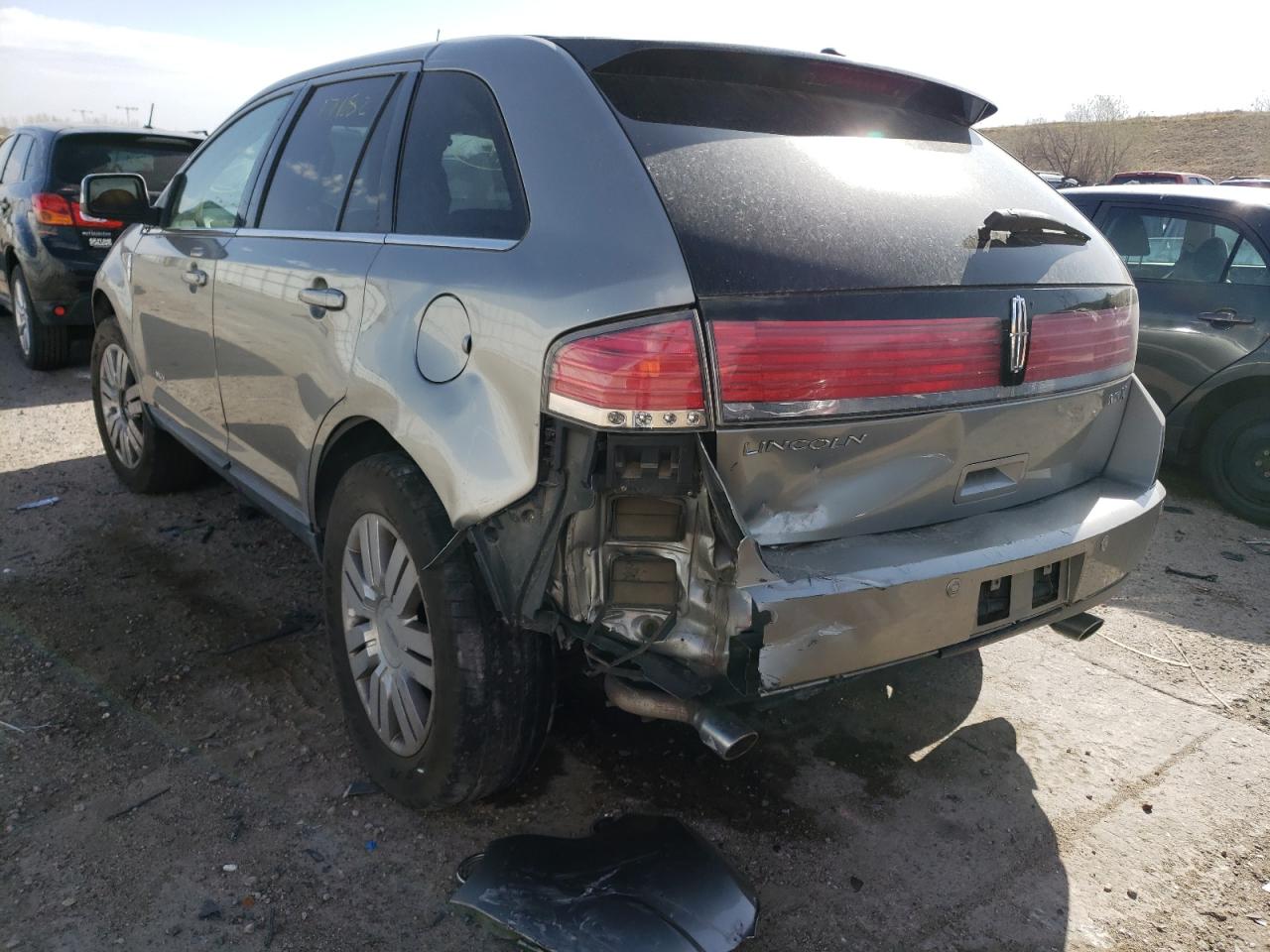 Zdjęcie 3 z aukcji – 2008 LINCOLN MKX z VIN 2LMDU68CX8BJ36119