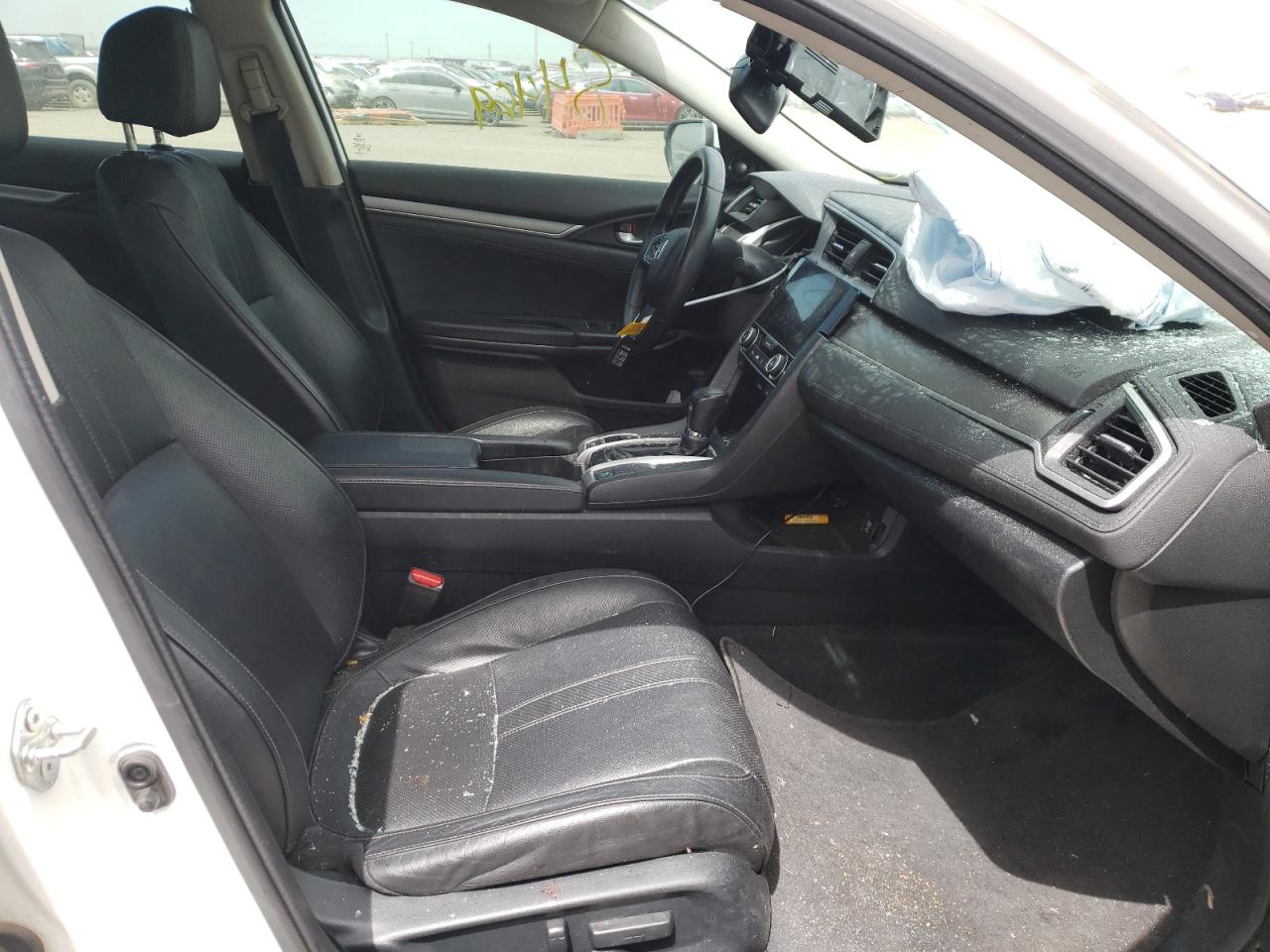 Photo 5 from auction – 2017 HONDA CIVIC TOUR with VIN 19XFC1F91HE025344