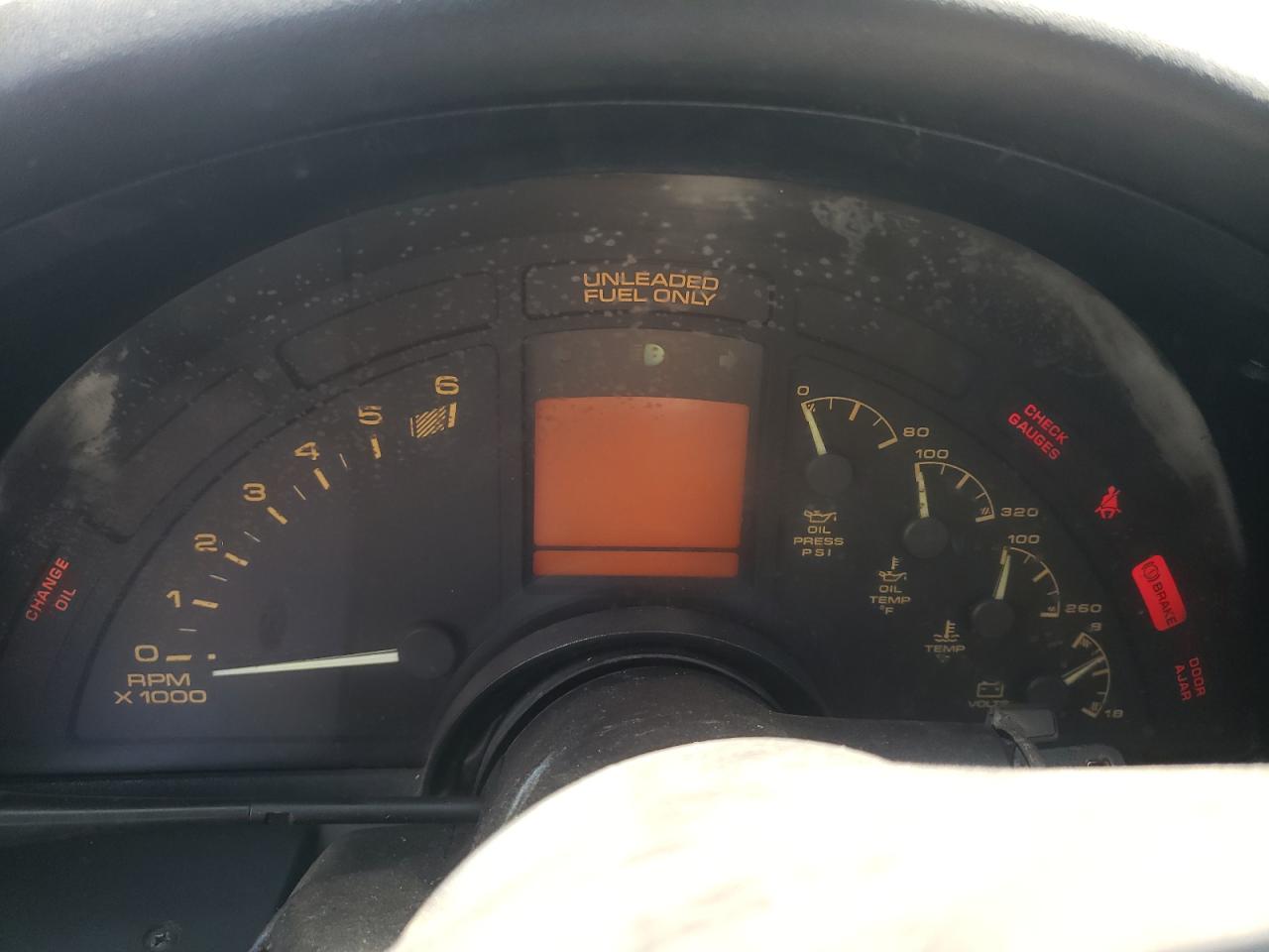 Photo 8 from auction – 1993 CHEVROLET CORVETTE with VIN 1G1YY23P2P5101692