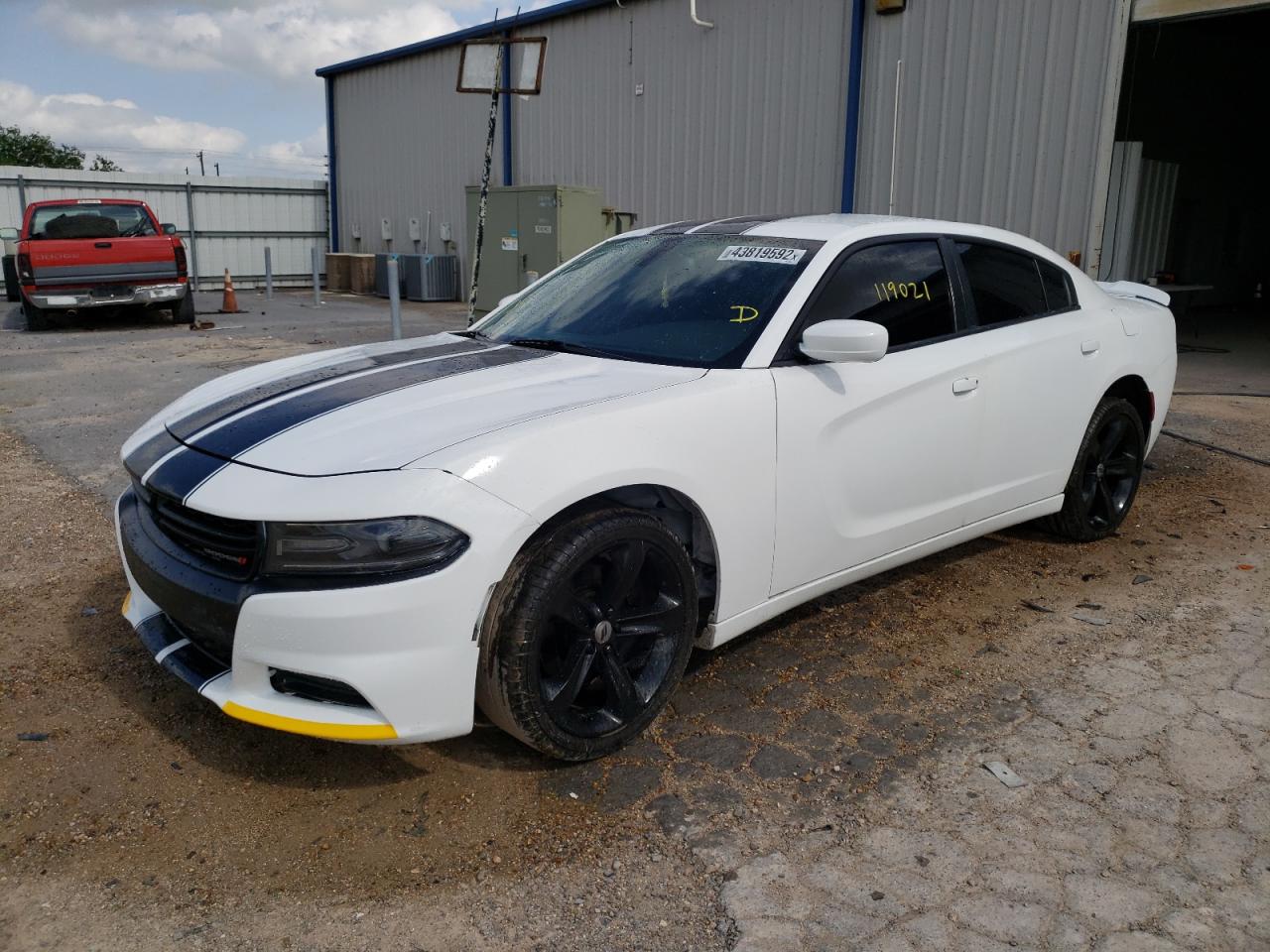 Photo 2 from auction – 2016 DODGE CHARGER SE with VIN 2C3CDXBG4GH109026