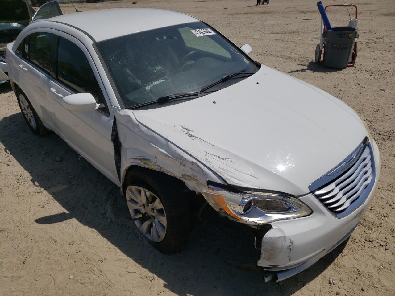 CHRYSLER 200 2011 with VIN 1C3BC4FBXBN547626 - Photo from auction
