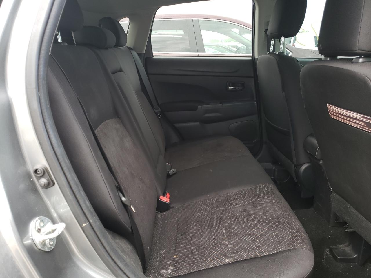 Photo 6 from auction – 2014 MITSUBISHI OUTLANDER with VIN 4A4AP4AU4EE026936