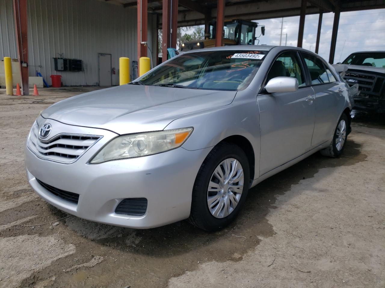 Photo 2 from auction – 2010 TOYOTA CAMRY BASE with VIN 4T1BF3EK6AU031701