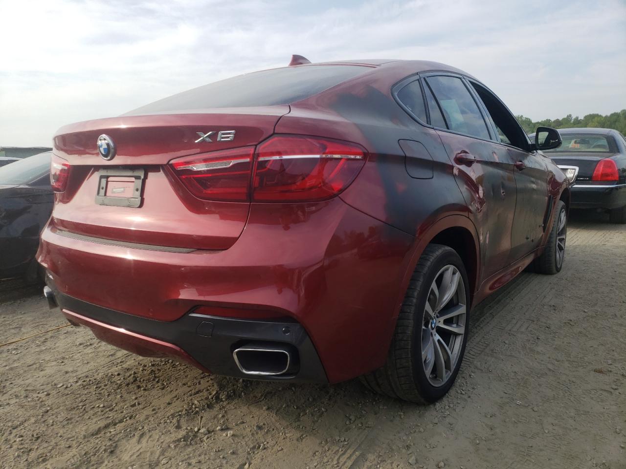 Photo 4 from auction – 2016 BMW X6 XDRIVE3 with VIN 5UXKU2C53G0N79736