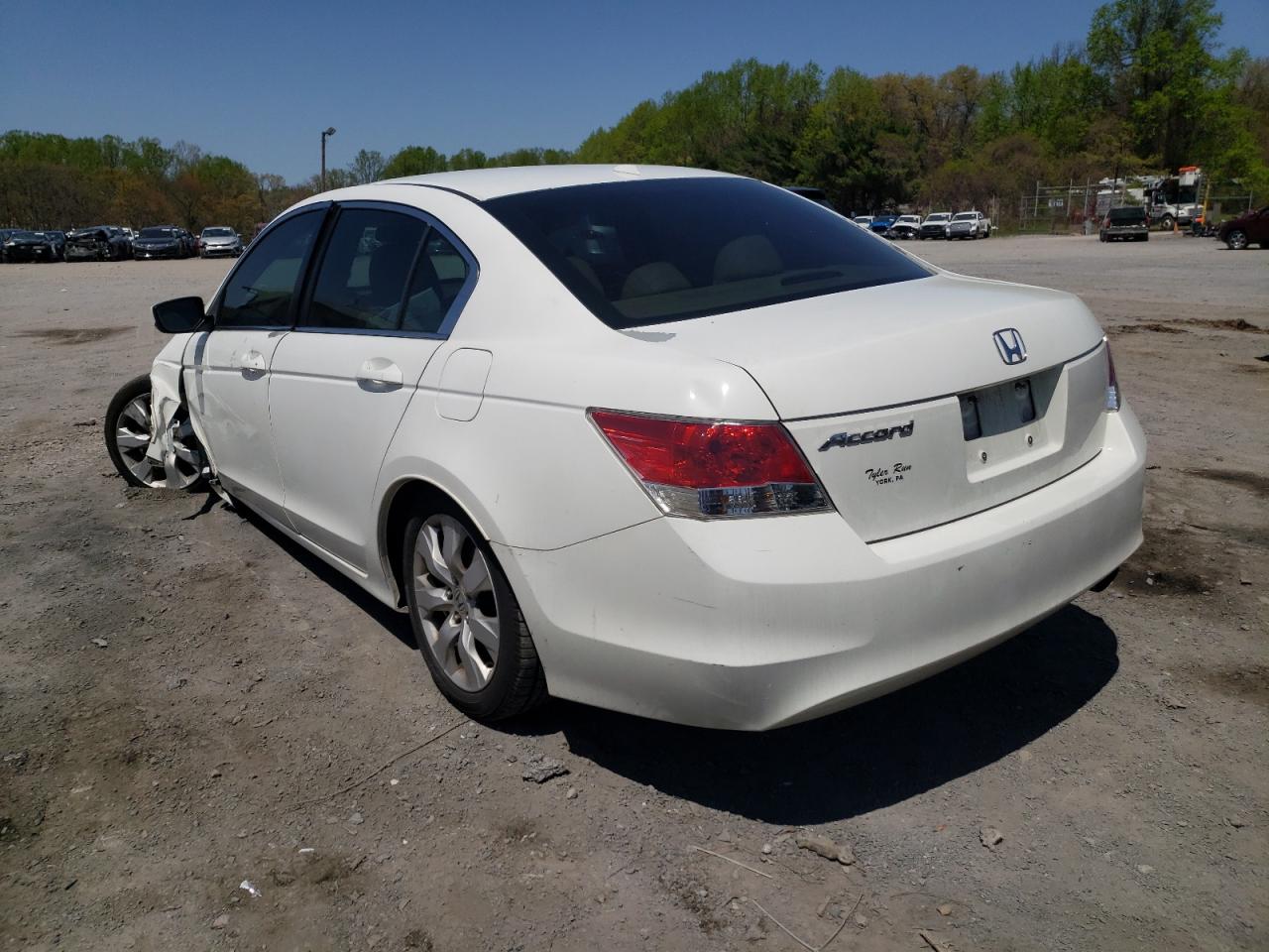 Photo 3 from auction – 2010 HONDA ACCORD EXL with VIN 1HGCP2F85AA037124