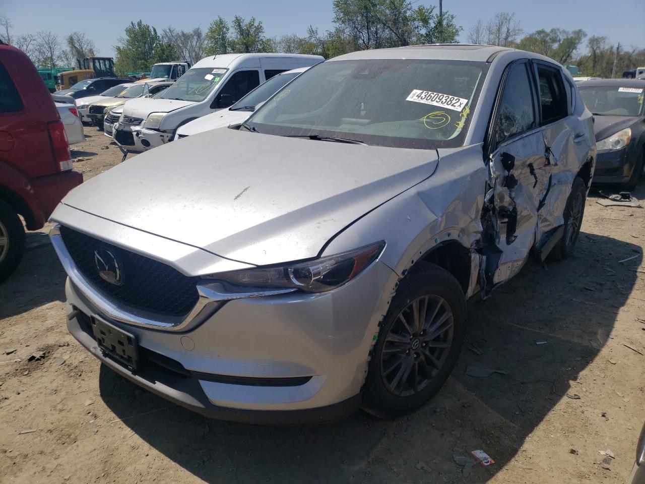 Photo 2 from auction – 2019 MAZDA CX-5 TOURI with VIN JM3KFBCM8K0505649
