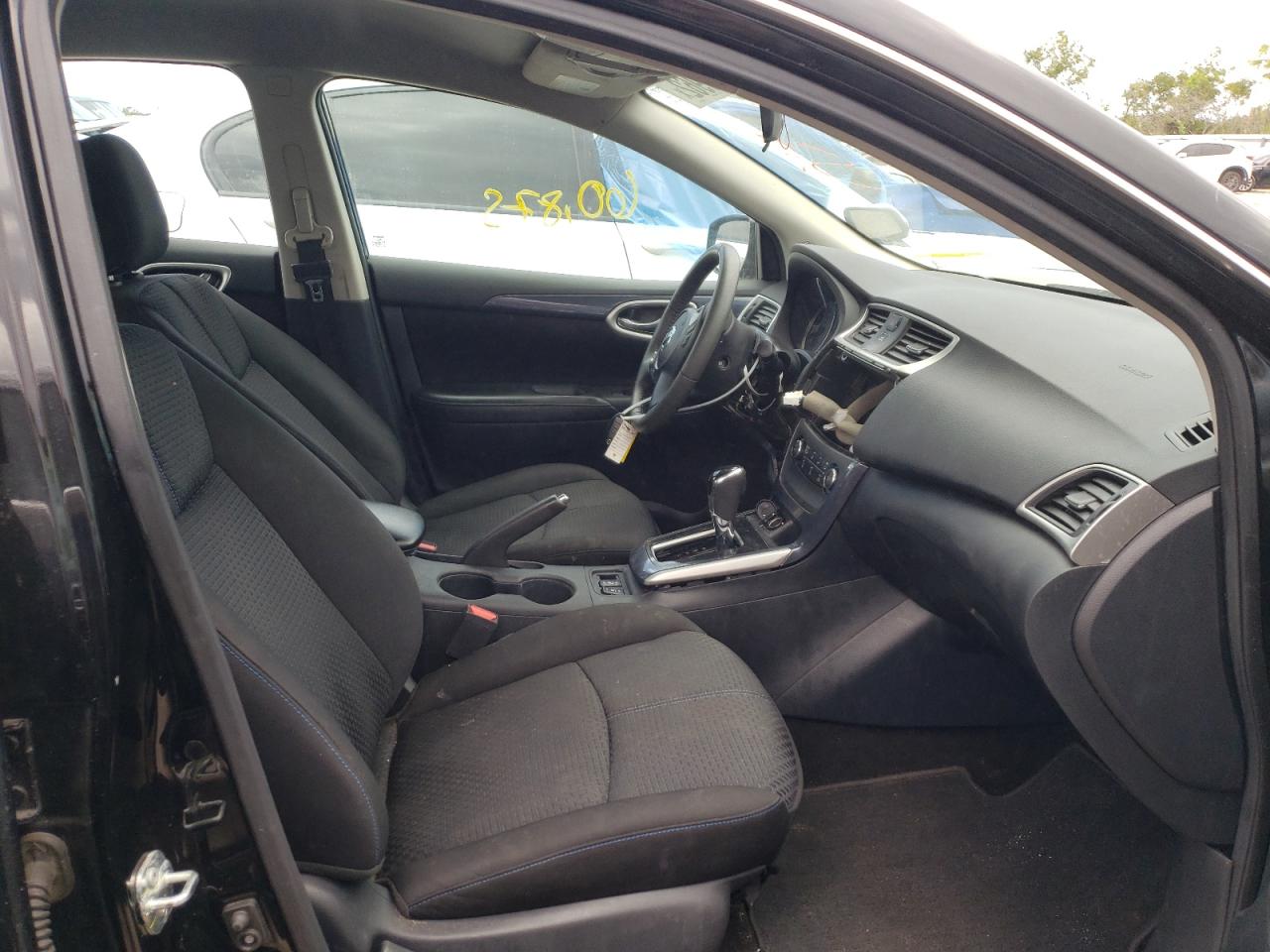 Photo 5 from auction – 2017 NISSAN SENTRA S with VIN 3N1AB7AP7HY384091