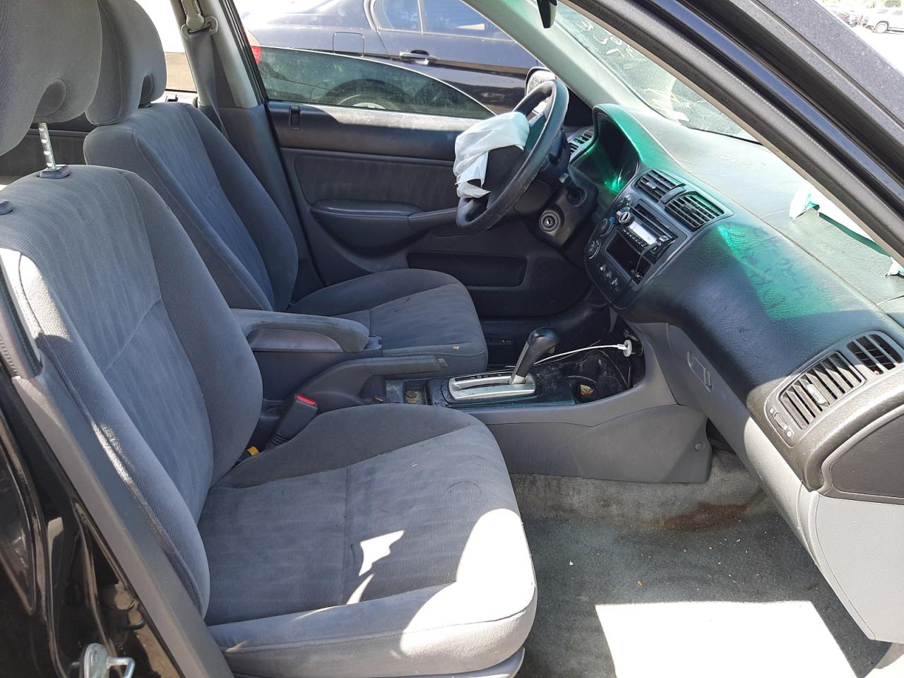 Photo 5 from auction – 2005 HONDA CIVIC LX with VIN 2HGES16535H581748