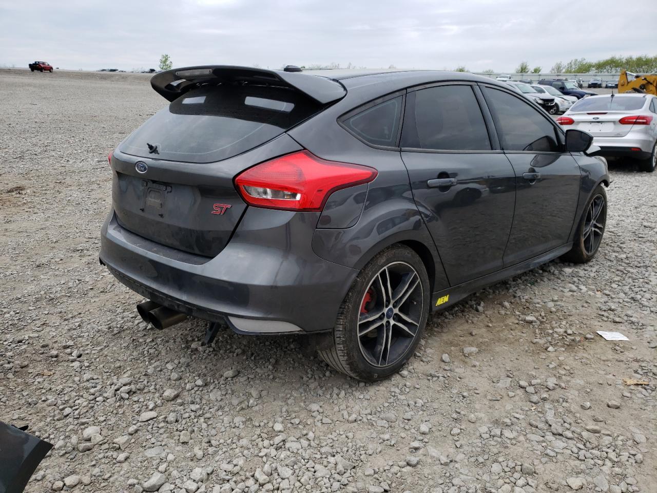 Photo 4 from auction – 2015 FORD FOCUS ST with VIN 1FADP3L94FL323750