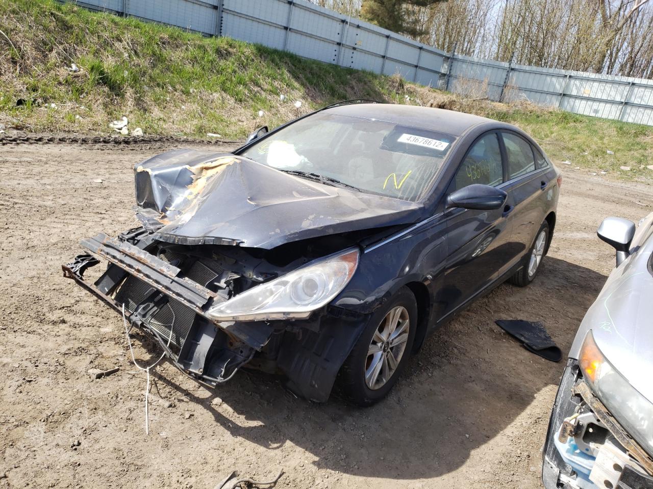 Photo 2 from auction – 2011 HYUNDAI SONATA GLS with VIN 5NPEB4AC4BH098200
