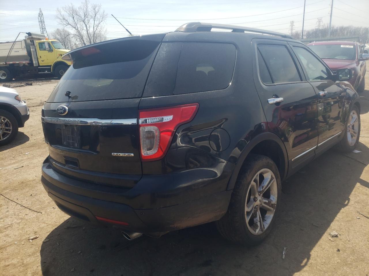 Photo 4 from auction – 2013 FORD EXPLORER L with VIN 1FM5K7F85DGC20460