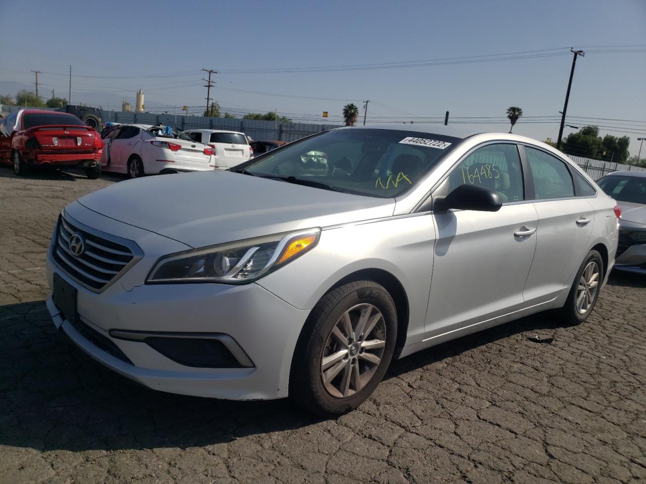 Photo 2 from auction – 2016 HYUNDAI SONATA SE with VIN 5NPE24AF7GH269636