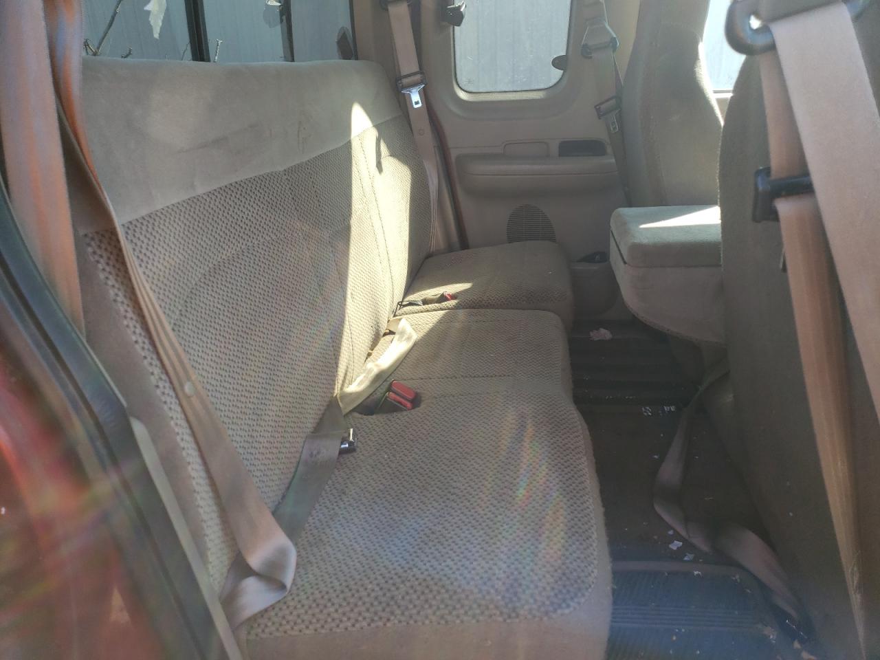 Photo 6 from auction – 1999 FORD F150 with VIN 1FTRX18W9XNA09908