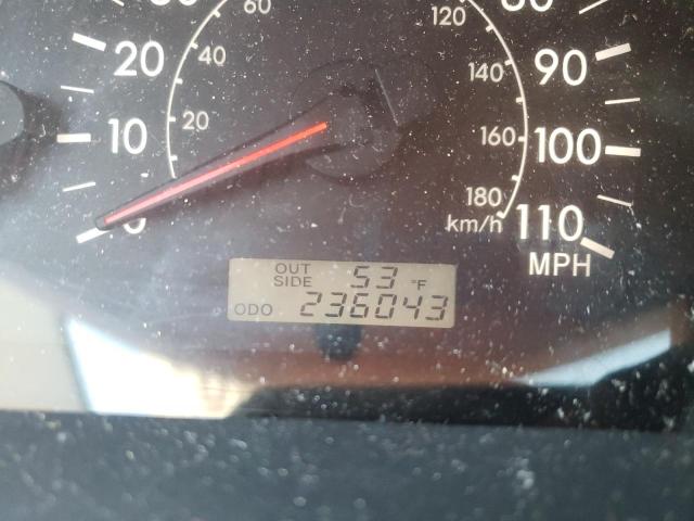 Photo 8 from auction – 2005 TOYOTA COROLLA CE with VIN JTDBR32E952052621