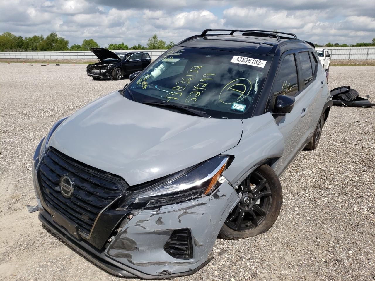 Photo 2 from auction – 2021 NISSAN KICKS SR with VIN 3N1CP5DV9ML524299