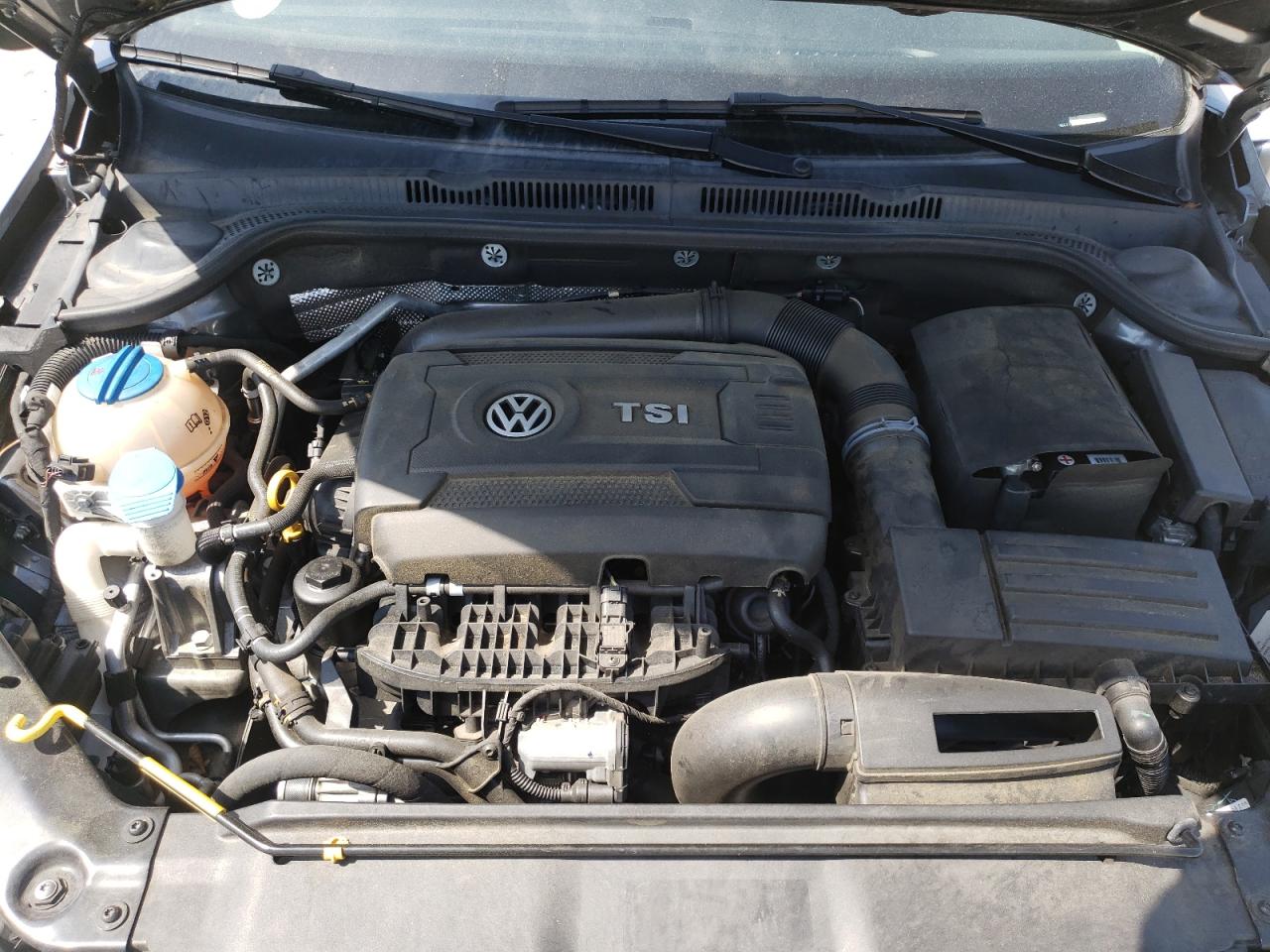 Photo 7 from auction – 2017 VOLKSWAGEN JETTA SEL with VIN 3VWL17AJ4HM385093