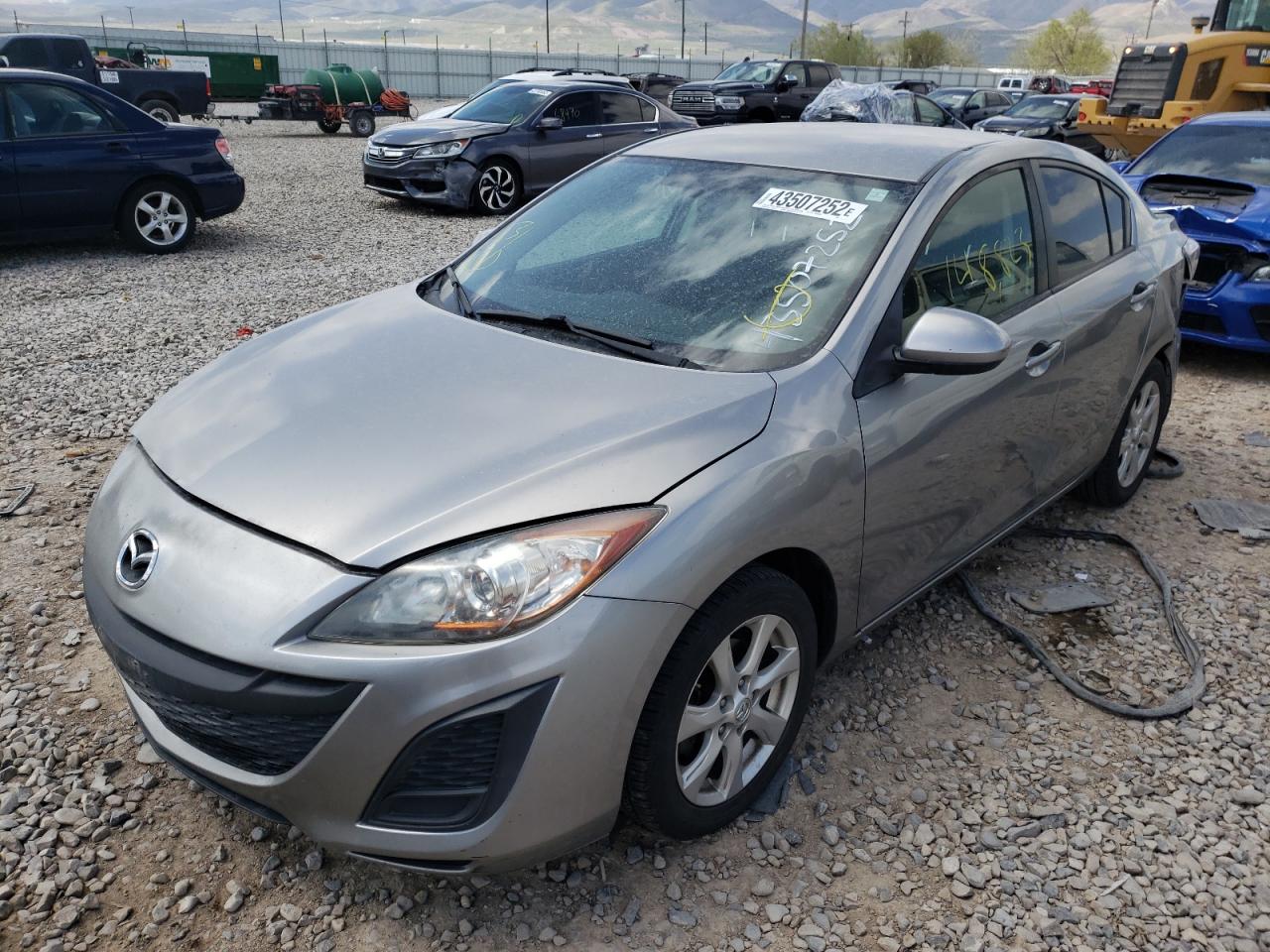 Photo 2 from auction – 2010 MAZDA 3 with VIN JM1BL1SF0A1331809