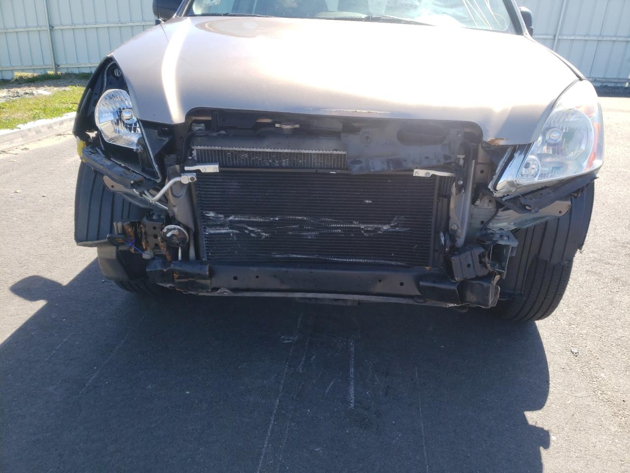 Photo 9 from auction – 2004 HONDA CR-V LX with VIN JHLRD78474C036402