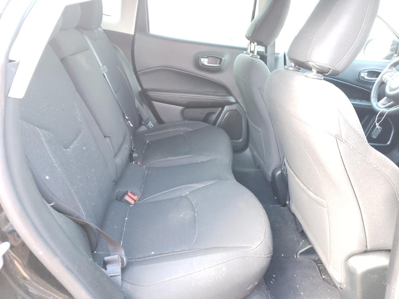 Photo 6 from auction – 2020 JEEP COMPASS SP with VIN 3C4NJCAB4LT241927