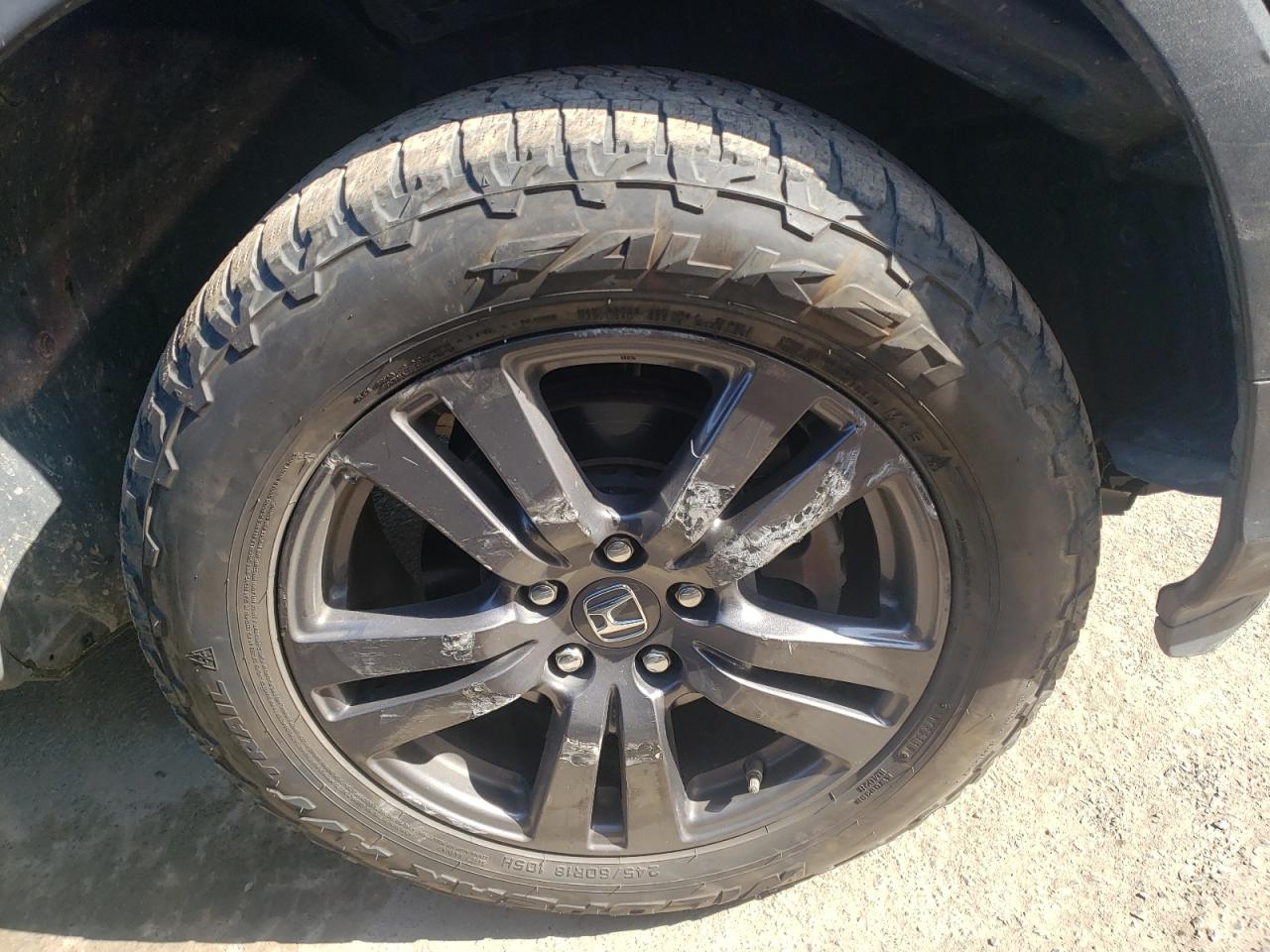 Photo 9 from auction – 2017 HONDA RIDGELINE with VIN 5FPYK3F17HB020801