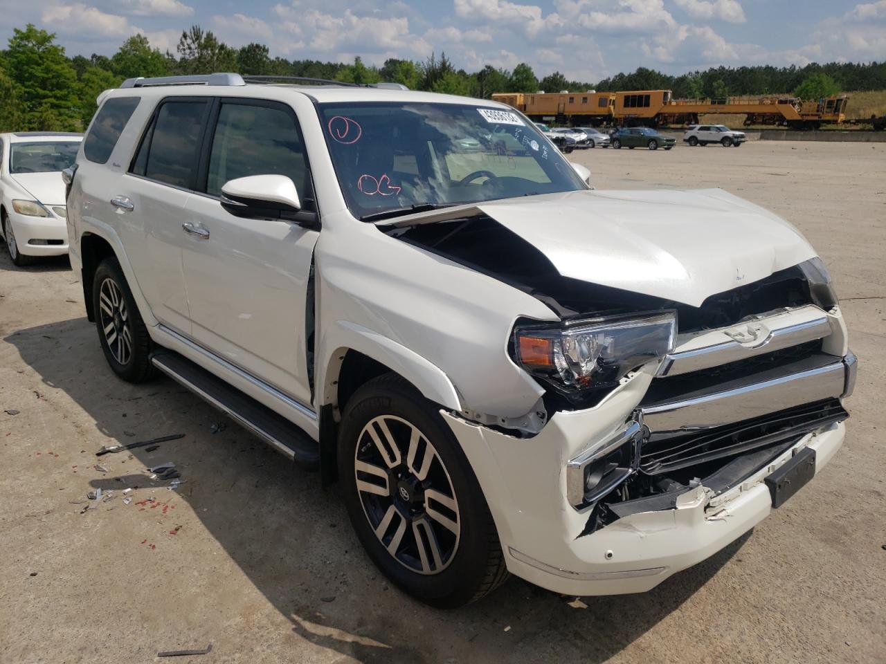 TOYOTA 4RUNNER SR 2016 with VIN JTEBU5JR7G5360561 - Photo from auction