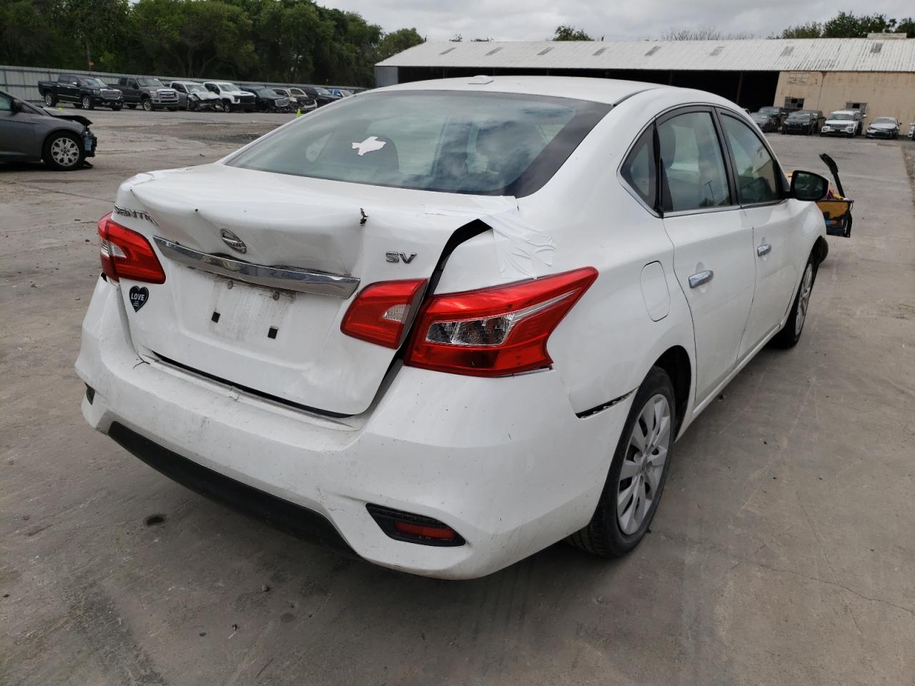 Photo 4 from auction – 2017 NISSAN SENTRA S with VIN 3N1AB7AP2HY324090