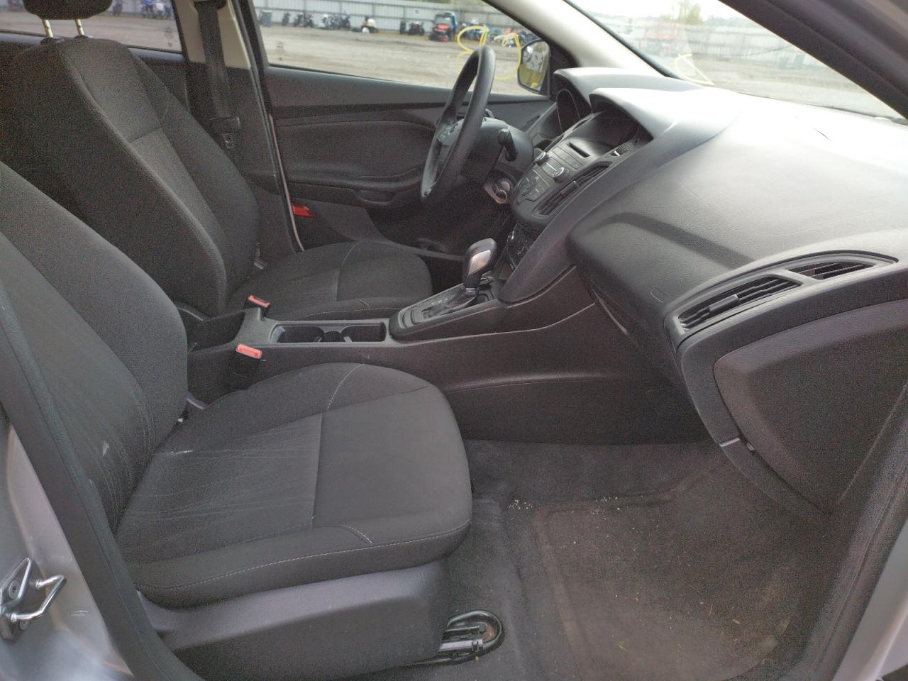 Photo 5 from auction – 2017 FORD FOCUS S with VIN 1FADP3E29HL206281