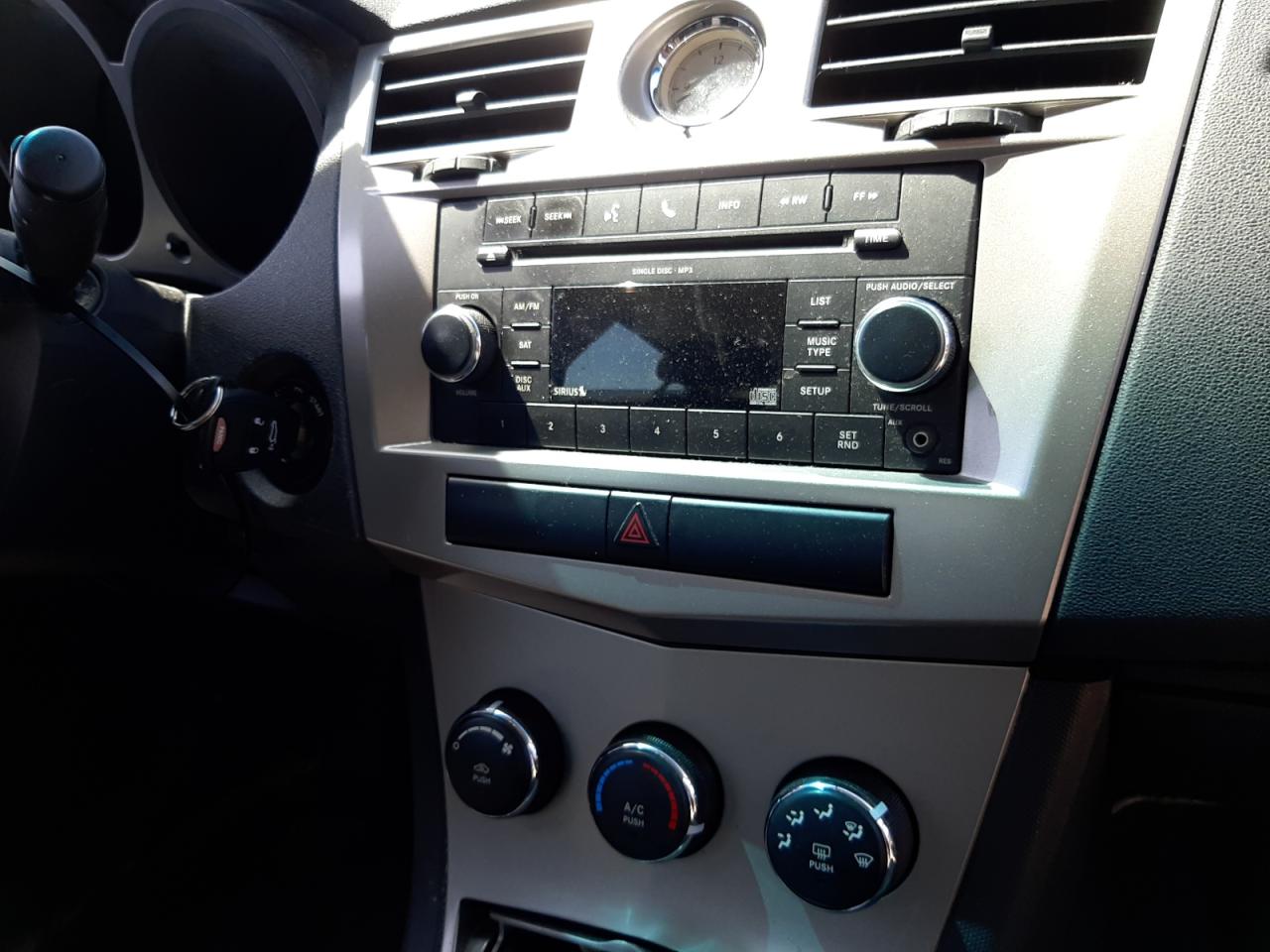 Photo 9 from auction – 2010 CHRYSLER SEBRING TO with VIN 1C3CC4FB2AN192597