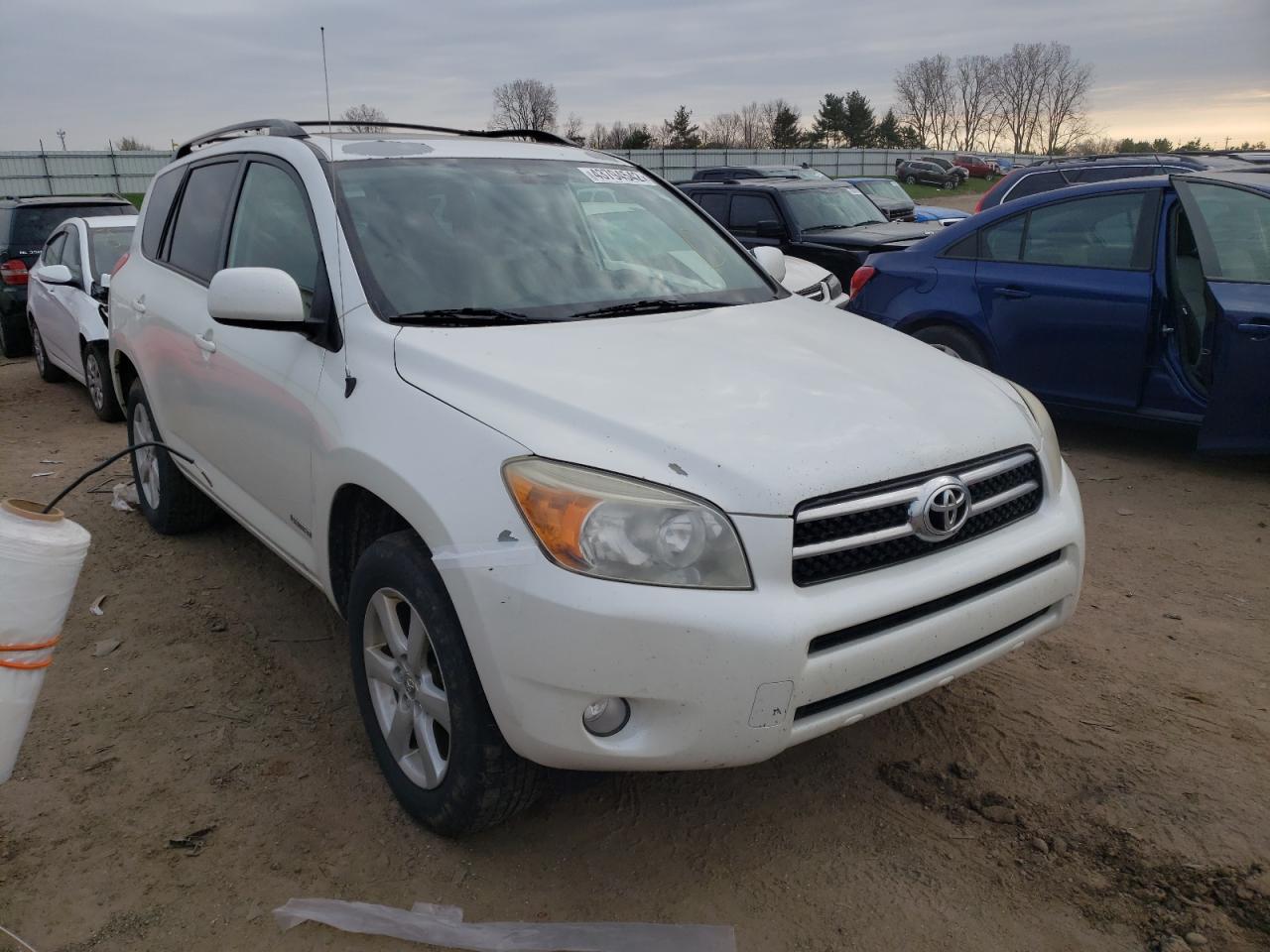 TOYOTA RAV4 LIMIT 2008 with VIN JTMBD31V485205585 - Photo from auction