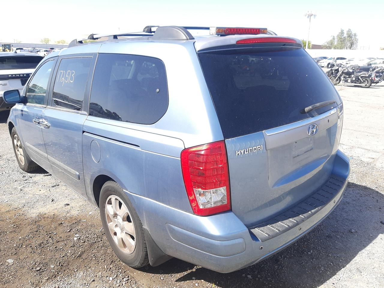 Photo 3 from auction – 2008 HYUNDAI ENTOURAGE with VIN KNDMC233X86052304