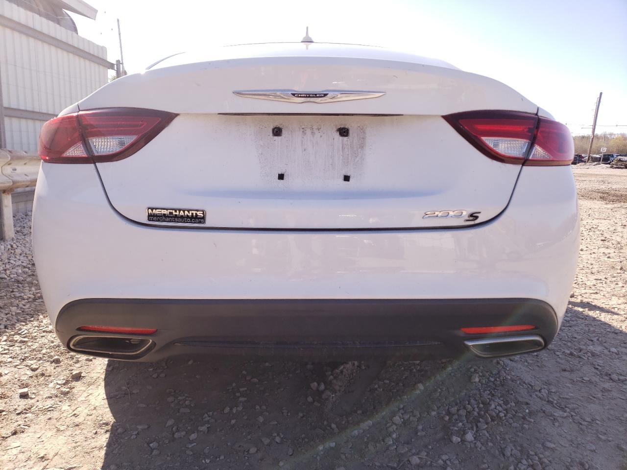 Photo 9 from auction – 2015 CHRYSLER 200 S with VIN 1C3CCCBG4FN672417
