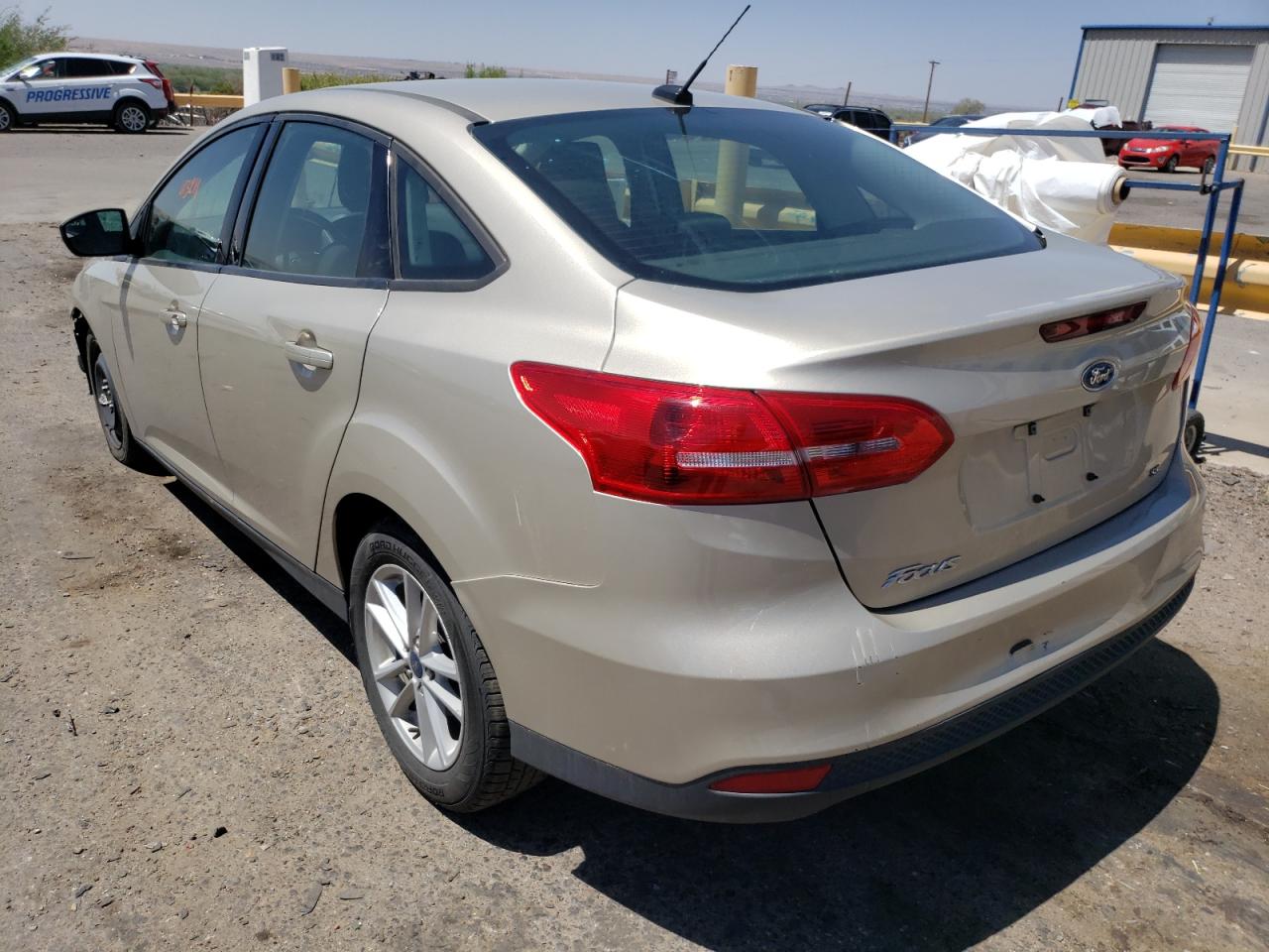 Photo 3 from auction – 2018 FORD FOCUS SE with VIN 1FADP3F26JL217209