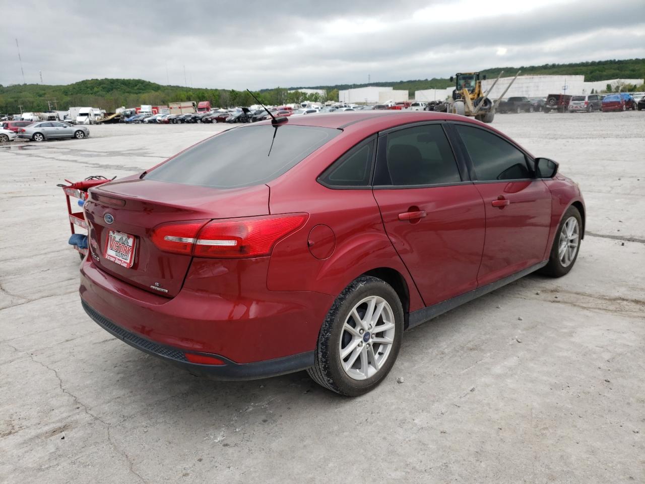 Photo 4 from auction – 2016 FORD FOCUS SE with VIN 1FADP3F20GL393598