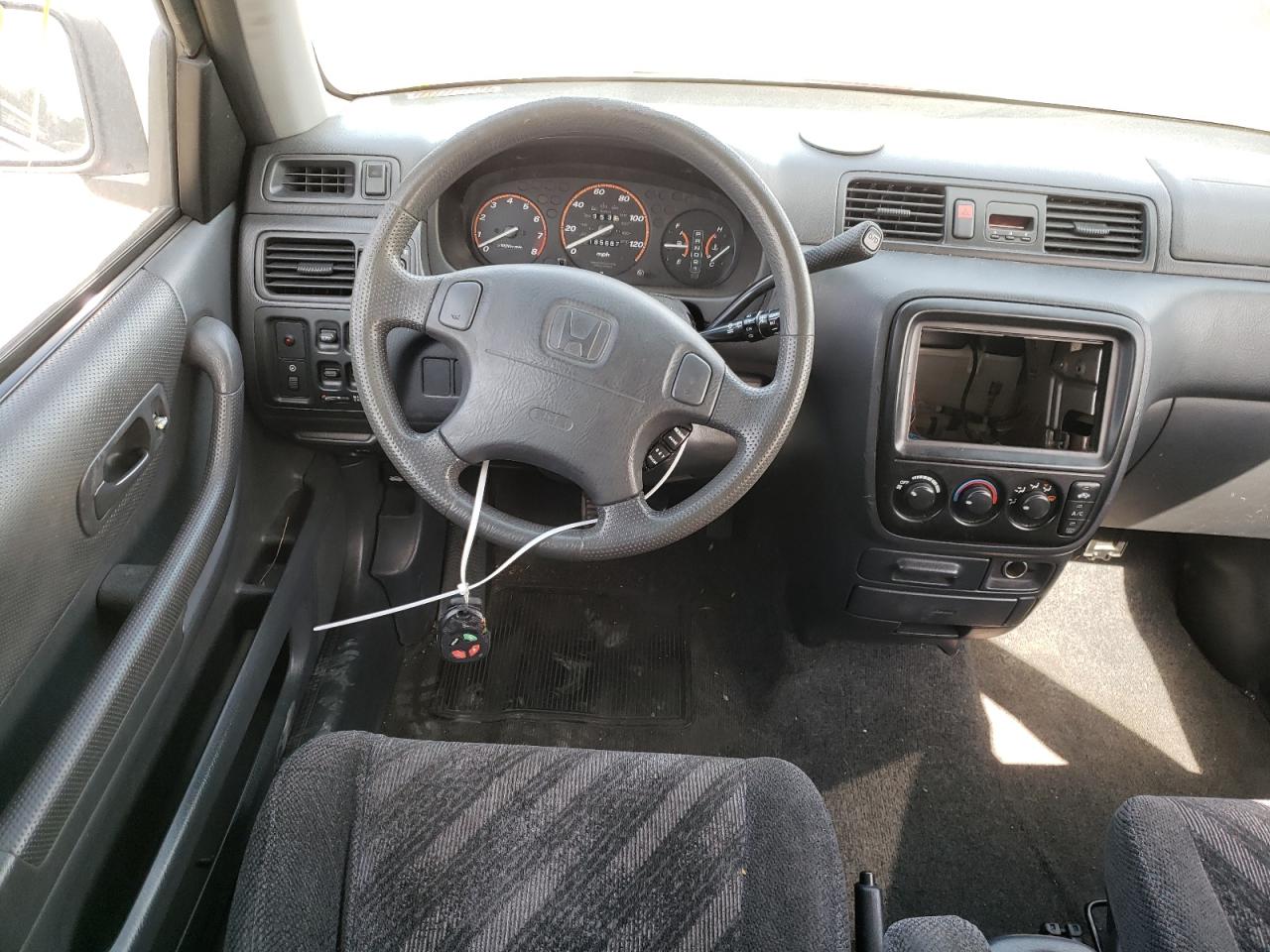 Photo 9 from auction – 2000 HONDA CR-V with VIN JHLRD1842YC021678