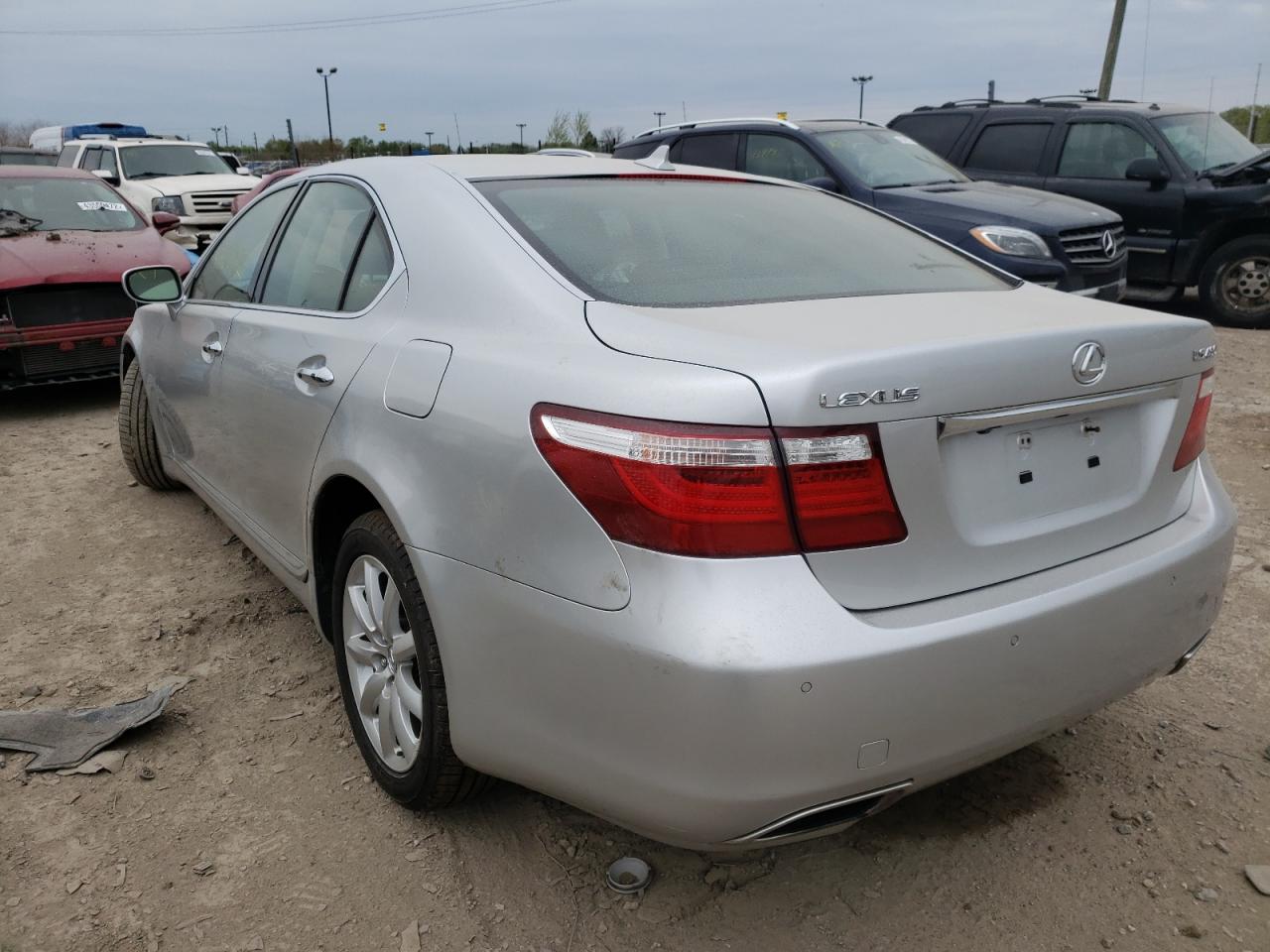 Photo 3 from auction – 2007 LEXUS LS 460 with VIN JTHBL46FX75006449