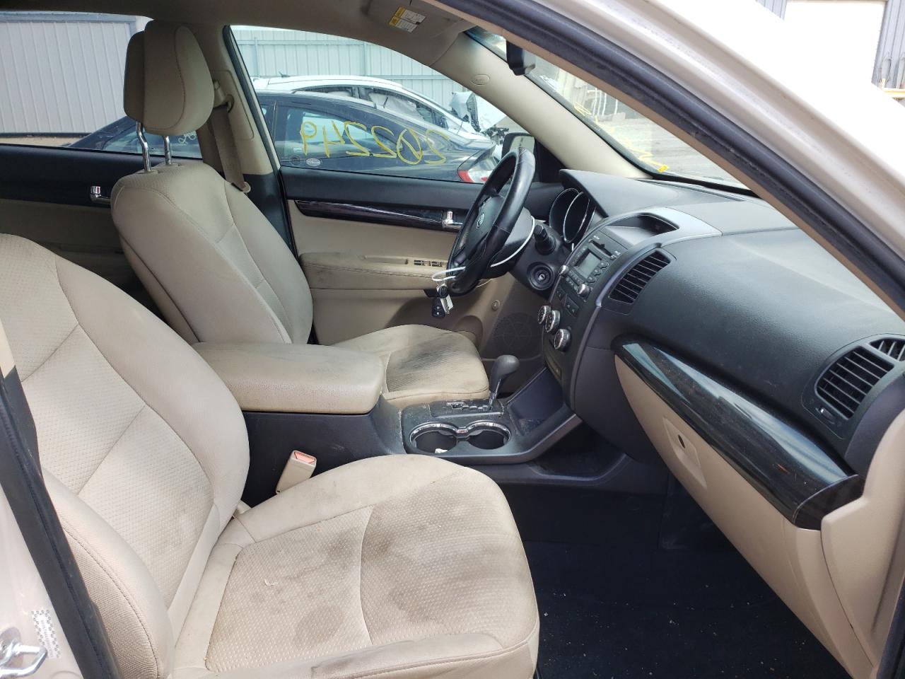 Photo 5 from auction – 2011 KIA SORENTO BA with VIN 5XYKT4A1XBG019781