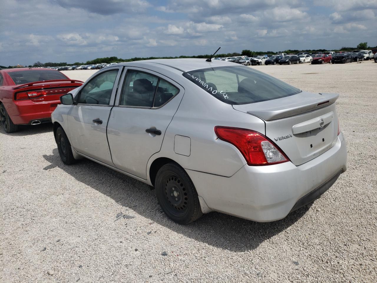 Photo 3 from auction – 2019 NISSAN VERSA S with VIN 3N1CN7AP7KL805988