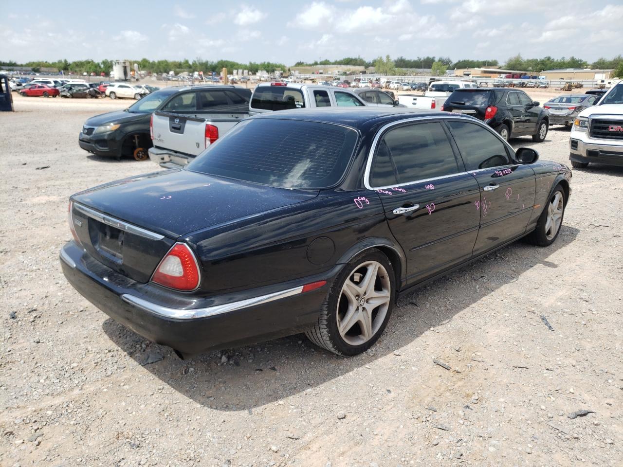 Photo 4 from auction – 2005 JAGUAR SUPER V8 with VIN SAJWA82B55TG45984