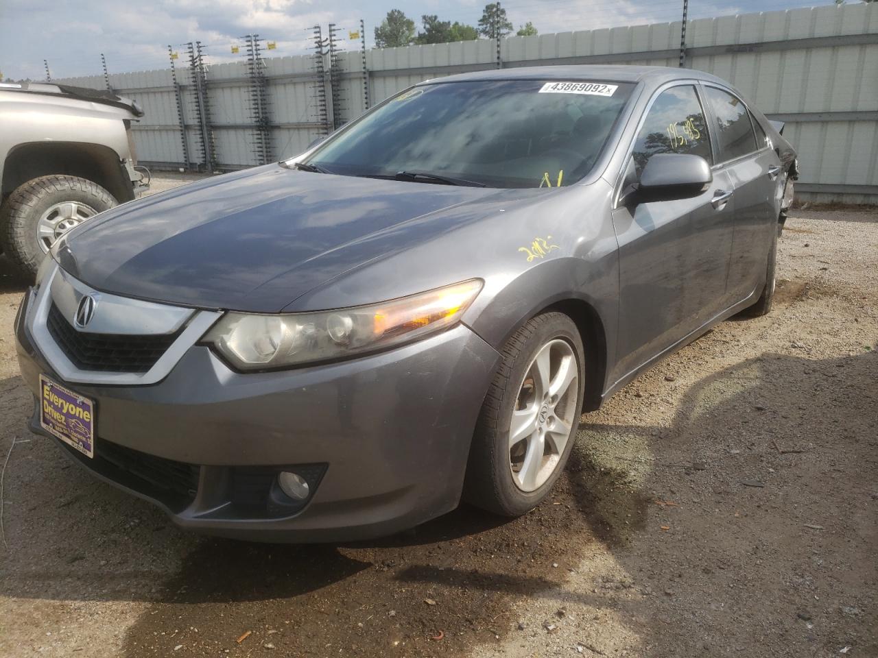 Photo 12 from auction – 2010 ACURA TSX with VIN JH4CU2F65AC035480