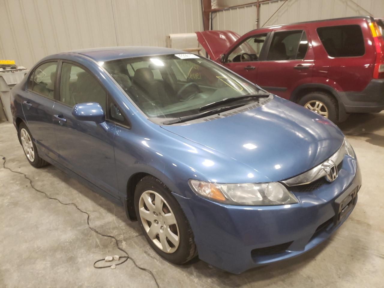 HONDA CIVIC LX 2010 with VIN 19XFA1F50AE000539 - Photo from auction