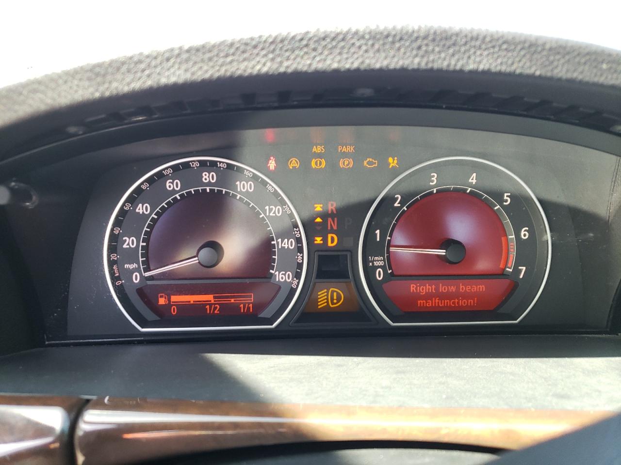 Photo 8 from auction – 2007 BMW 750 with VIN WBAHN83517DT76894